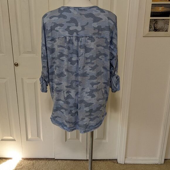 NWOT Nine West Round Neck Camouflage Top, 3/4 Sleeves - Picture 10 of 12